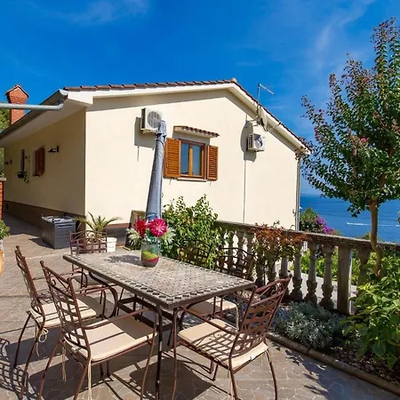 Apartament Gorgeous In With House Sea View *